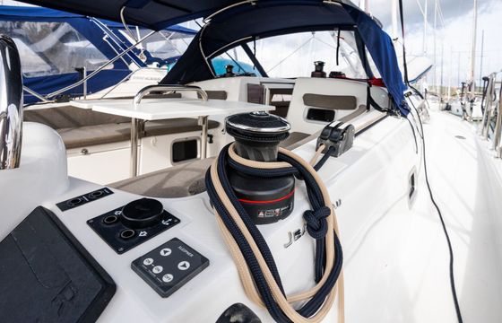Jeanneau Sun Odyssey 380 Phoenix