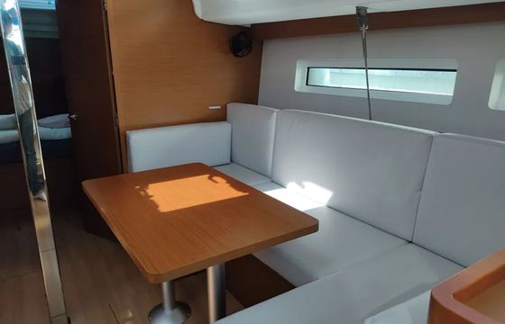 Jeanneau Sun Odyssey 440 Whisky