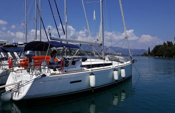 Jeanneau Sun Odyssey 389 Geneva