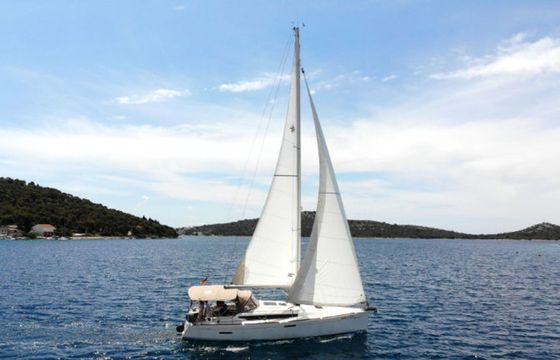 Jeanneau Sun Odyssey 389 Amadeus