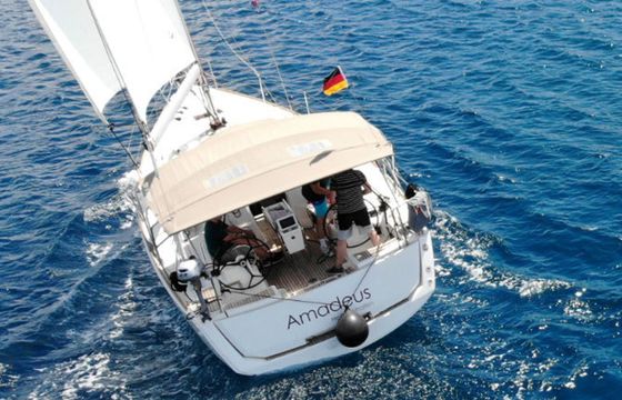 Jeanneau Sun Odyssey 389 Amadeus
