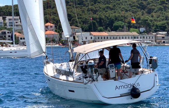 Jeanneau Sun Odyssey 389 Amadeus