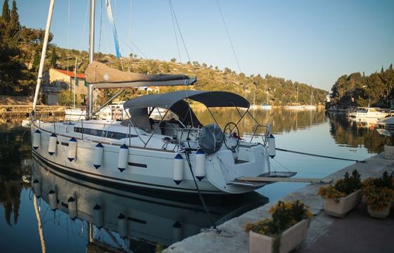Jeanneau Sun Odyssey 419 Luka Ploce