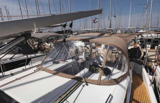 Jeanneau Sun Odyssey 440 Follow Your Dream