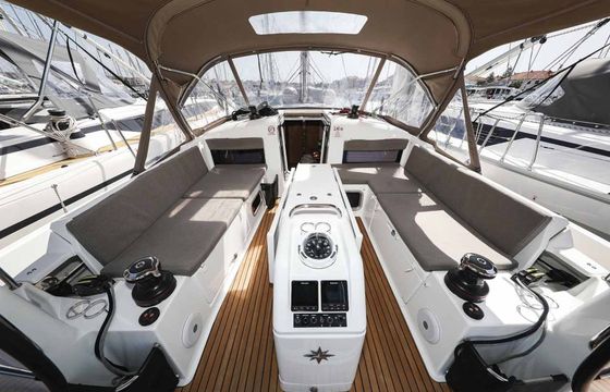 Jeanneau Sun Odyssey 440 Follow Your Dream