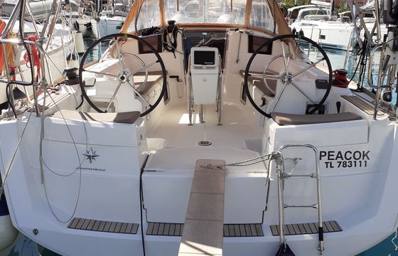 Jeanneau Sun Odyssey 389 Peacok