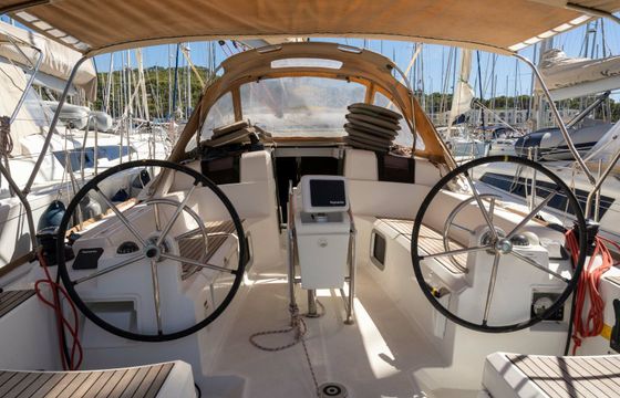 Jeanneau Sun Odyssey 389 Pewee