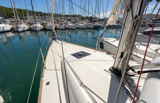 Jeanneau Sun Odyssey 389 Pewee