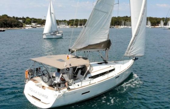Jeanneau Sun Odyssey 389 Tequila Sunrise