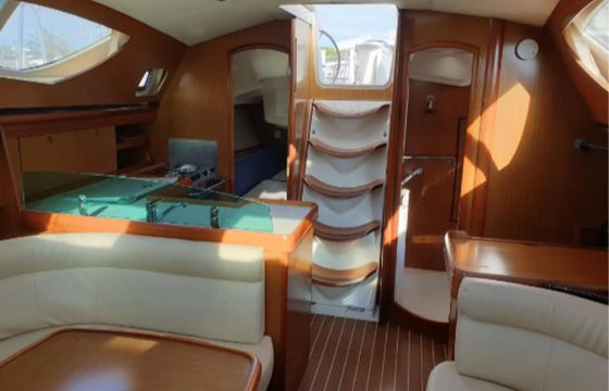 Jeanneau Sun Odyssey 39 Afroditi