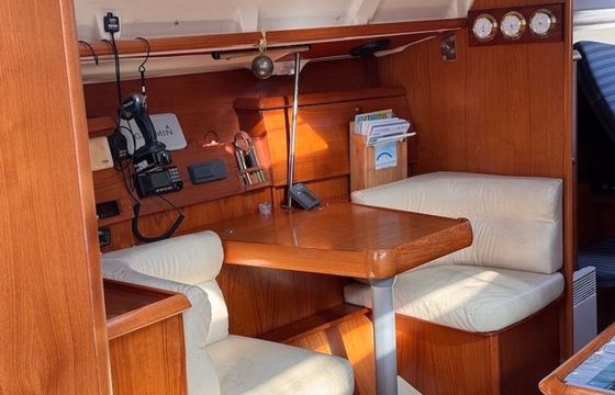 Jeanneau Sun Odyssey 40 Beajou