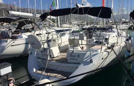 Jeanneau Sun Odyssey 49 Ana B.