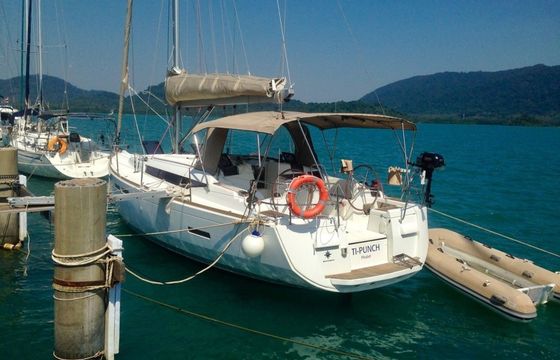 Jeanneau Sun Odyssey 409 T-Punch