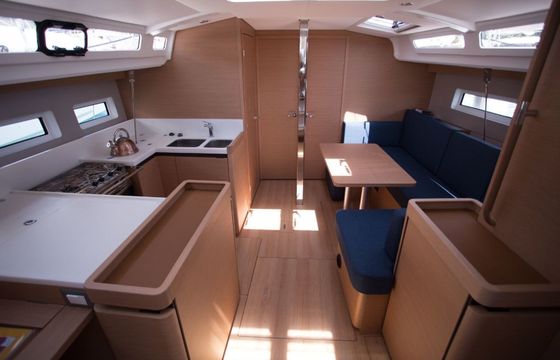 Jeanneau Sun Odyssey 440 Capella