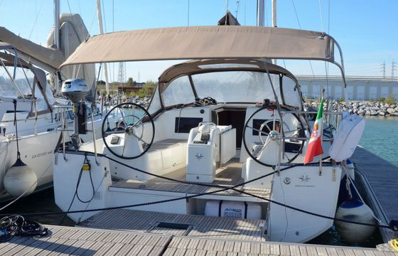 Jeanneau Sun Odyssey 410 Bella