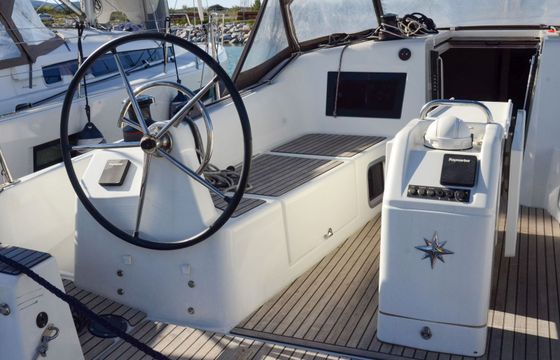 Jeanneau Sun Odyssey 410 Bella