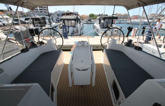 Jeanneau Sun Odyssey 410 Bona Res