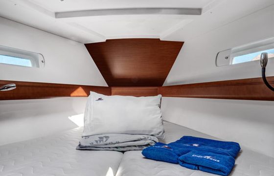 Jeanneau Sun Odyssey 449 Fos