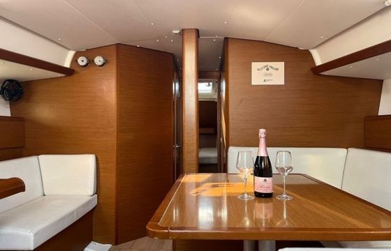 Jeanneau Sun Odyssey 449 Hallyday