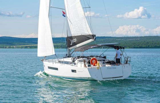 Jeanneau Sun Odyssey 490 First Ride