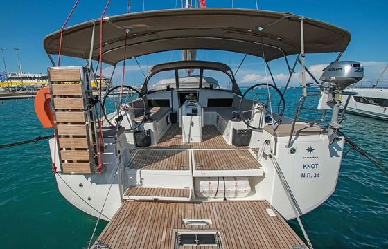 Jeanneau Sun Odyssey 490 Knot