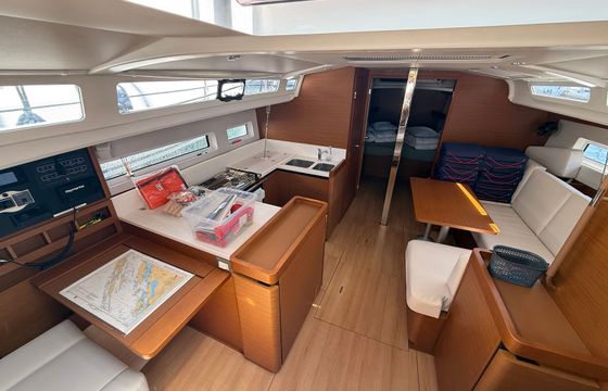 Jeanneau Sun Odyssey 440 Kiwi