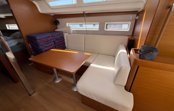 Jeanneau Sun Odyssey 440 Kiwi