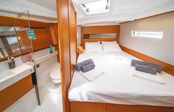 Jeanneau Sun Odyssey 410 Naias