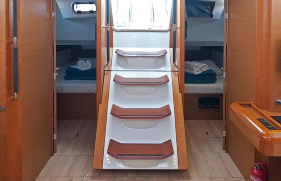 Jeanneau Sun Odyssey 469 South Kiss