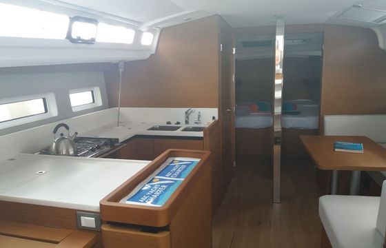 Jeanneau Sun Odyssey 440 Moon