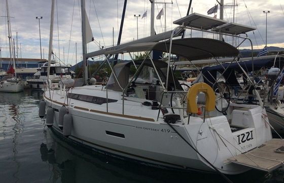 Jeanneau Sun Odyssey 419 Izzi