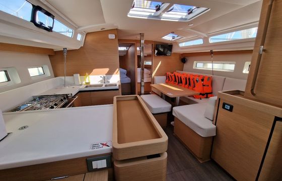 Jeanneau Sun Odyssey 440 Vela