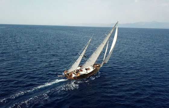 John G Alden Rena Class 0744N Eclipse