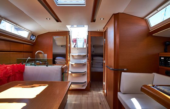 Jeanneau Sun Odyssey 449 Nina