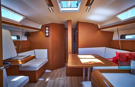 Jeanneau Sun Odyssey 449 Nina