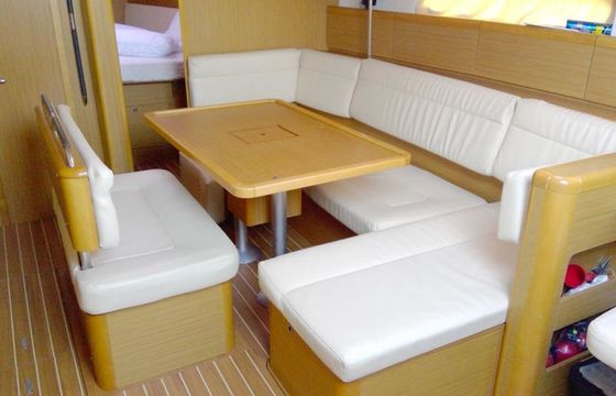 Jeanneau Sun Odyssey 44i Tewa