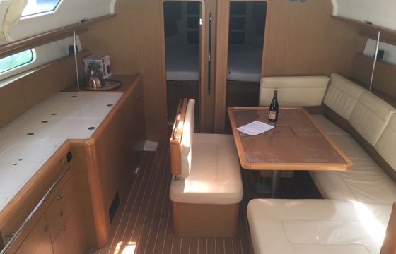Jeanneau Sun Odyssey 44i Tewa