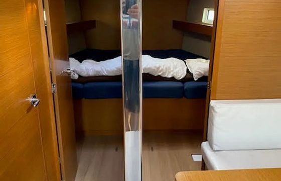 Jeanneau Sun Odyssey 440 Gojiberry