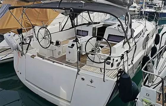 Jeanneau Sun Odyssey 440 Aquilante