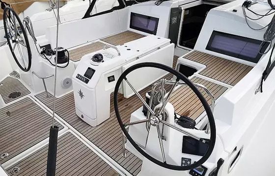 Jeanneau Sun Odyssey 440 Aquilante