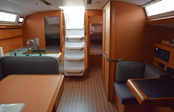 Jeanneau Sun Odyssey 449 Beaujolais
