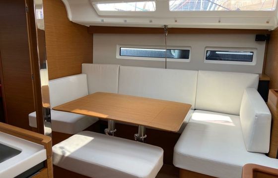 Jeanneau Sun Odyssey 440 Sunney