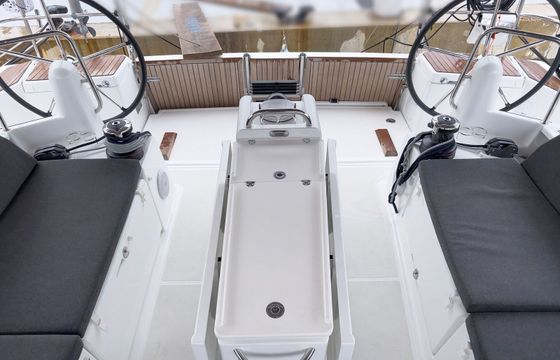 Jeanneau Sun Odyssey 440 Tam Elli