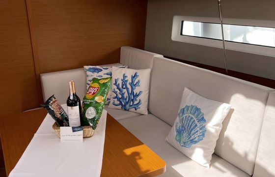 Jeanneau Sun Odyssey 440 Yakamozi
