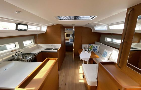 Jeanneau Sun Odyssey 440 Yakamozi