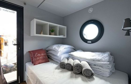 La Mare Apart M Tante Erna