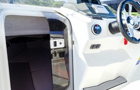 Karnic 602 Speedboat