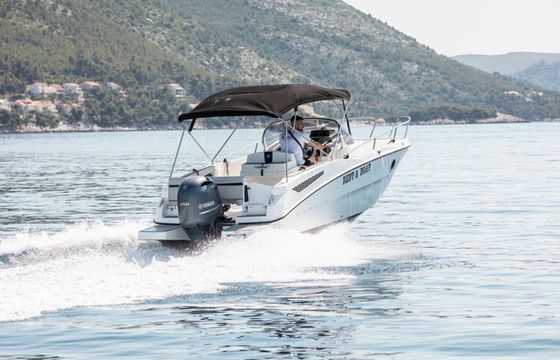 Karnic 602 Speedboat