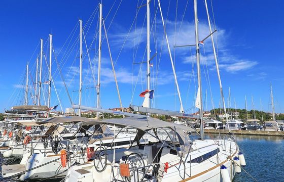 Jeanneau Sun Odyssey 449 Canne Bleu
