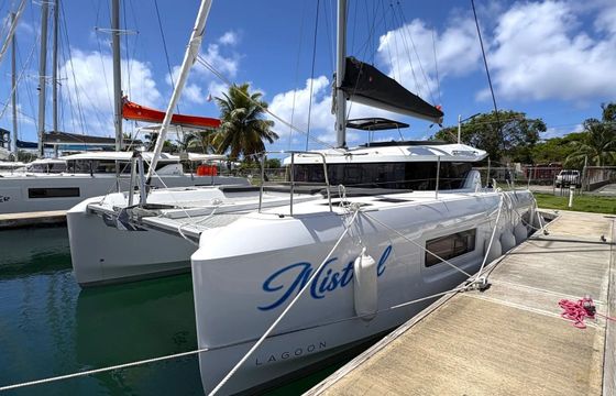 Lagoon 38 Mistral